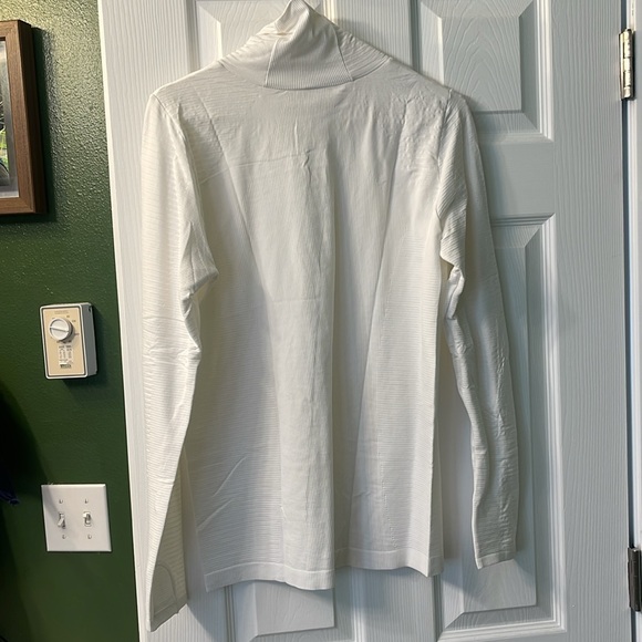 Athleta Flurry Blizzard Rib Turtleneck - Picture 5 of 5